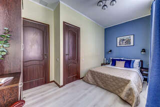 Гостиница Boho Botanica Hotel Санкт-Петербург Двухместный номер с двуспальной кроватью и собственной ванной комнатой-5